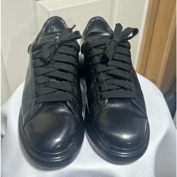Alexander McQueen Larry Sneakers “Custom” Stealth Black Men’s Sz. 11 (44) - Picture 6 of 14